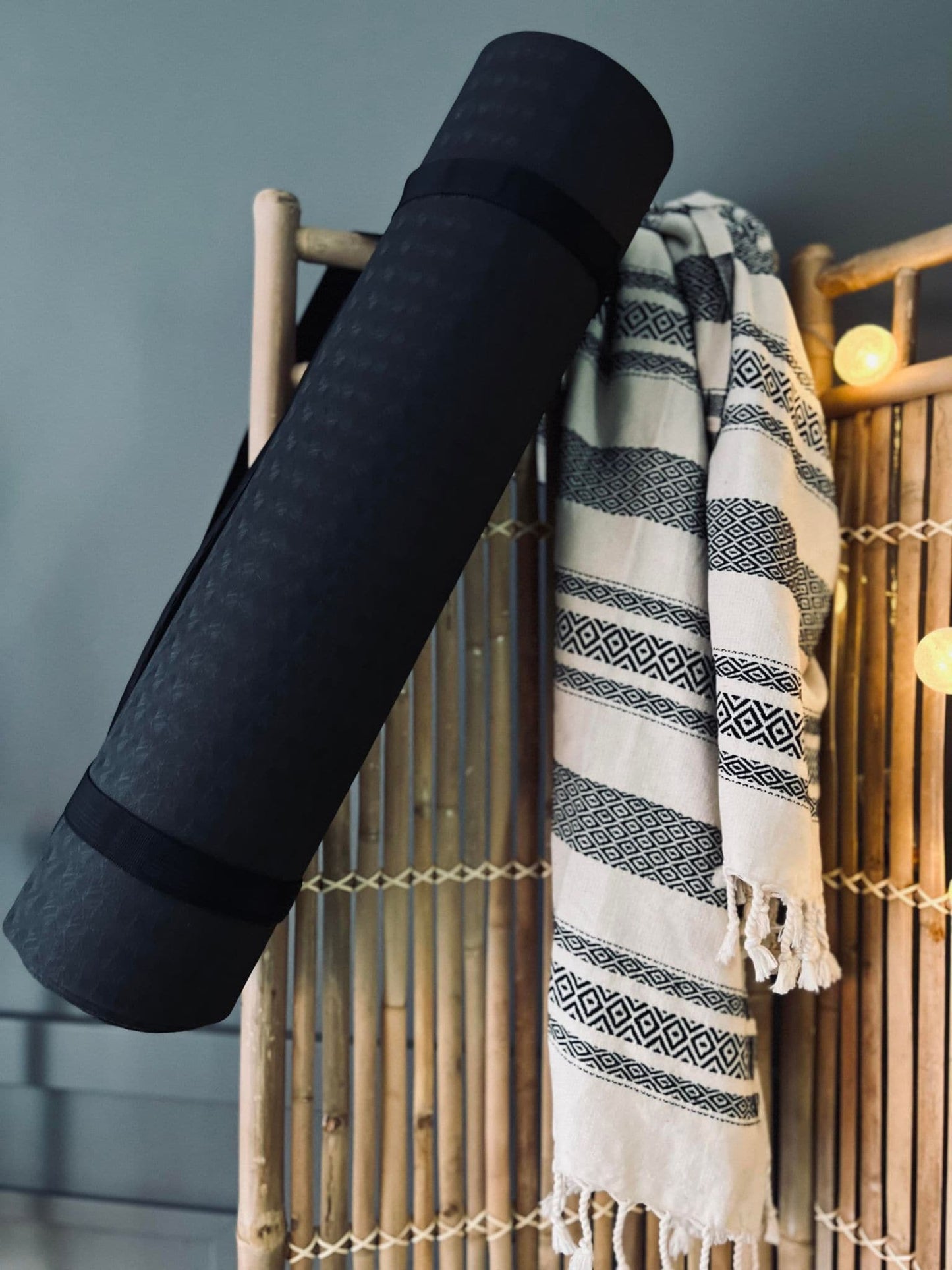 Yogamåtte ink bærestrop - VIAMAJA.DK